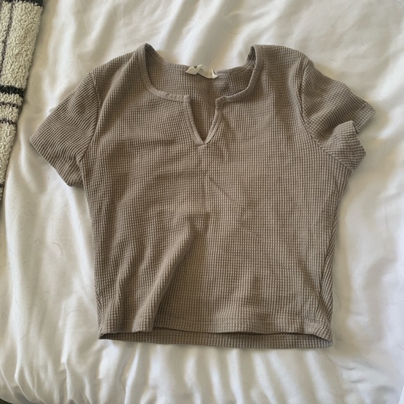 taupe cropped t shirt - Picture 1 of 2